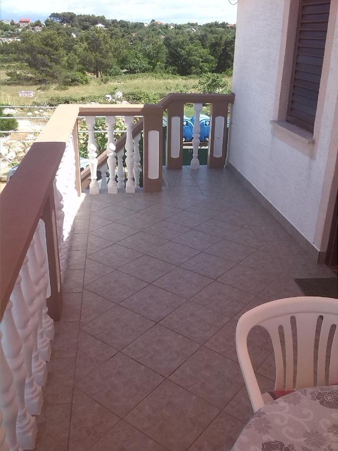 Apartman Borosa Vir Exterior photo